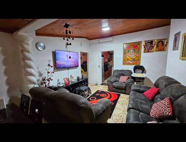 3 BEDROOM HOUSE FOR SALE IN BOMBAY HEIGHTS